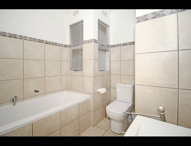 4 BEDROOM APARTMENT FOR SALE IN ST ANDREWS